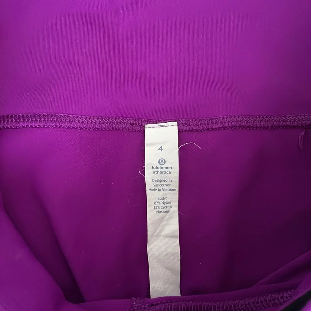 Lululemon Capri length leggings - Picture 4 of 4